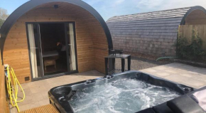 Superior glamping pod with hot tub